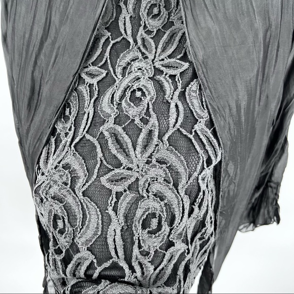 Ciao Bella Italy Long Sleeves Silky Boho Blouse - Picture 10 of 12